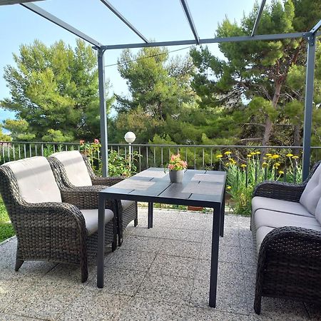 Unique Residence With Garden And Sea View Split Eksteriør bilde